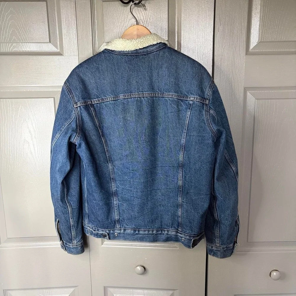 Levis Mens Blue Denim Sherpa Lined Trucker Jacket Medium Wash Size M